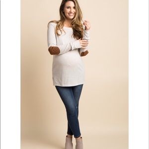 🎊 HOST PICK Beige Padded Elbow Maternity Top